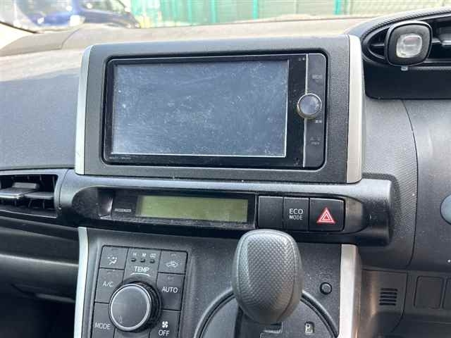 TOYOTA WISH 2012