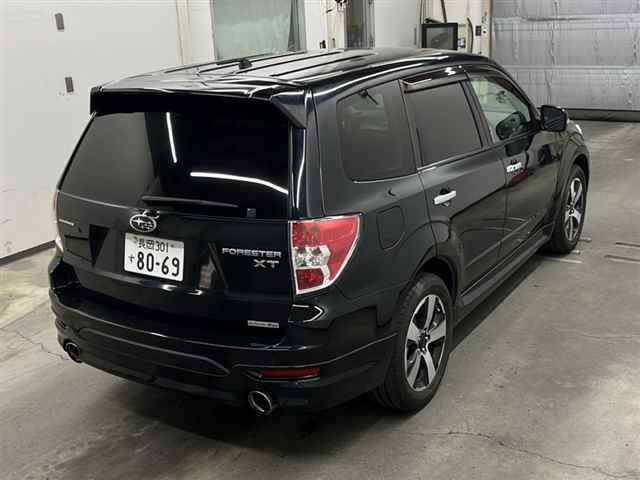 SUBARU FORESTER 2011