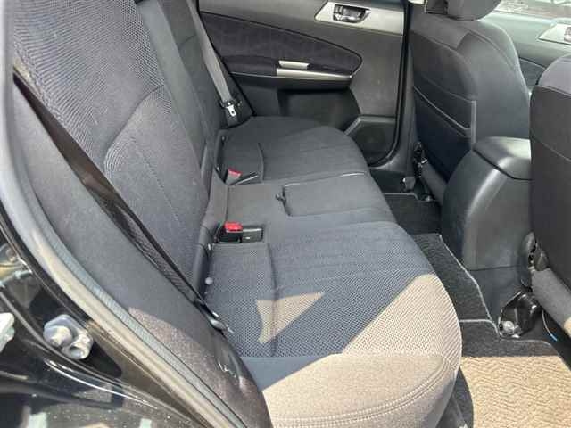 SUBARU FORESTER 2011