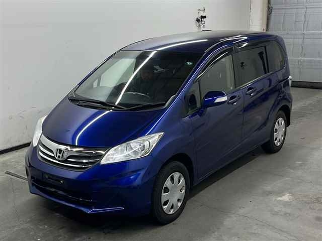 HONDA FREED 2012
