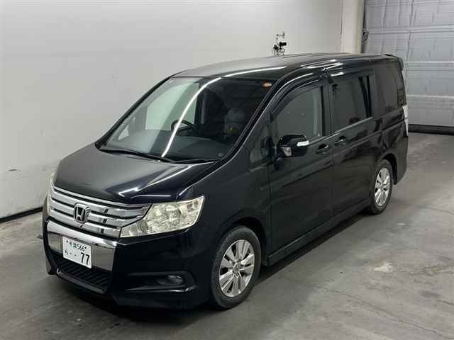 HONDA STEP WAGON 2012