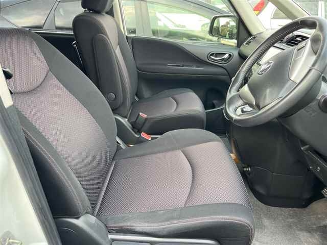 NISSAN SERENA 2012