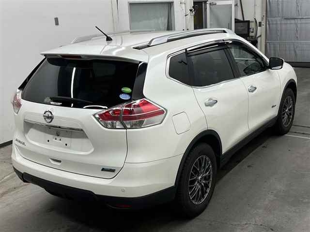 NISSAN X-TRAIL 2016
