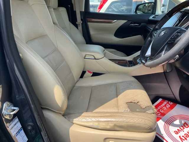 TOYOTA ALPHARD 2015