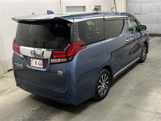 TOYOTA ALPHARD 2015