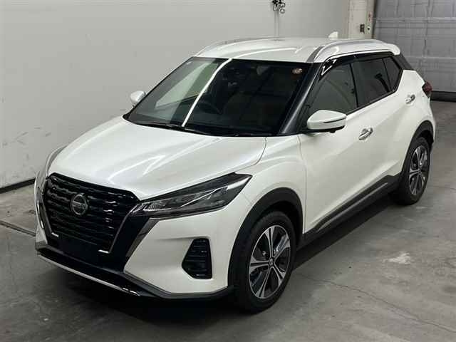 NISSAN KIX 2024