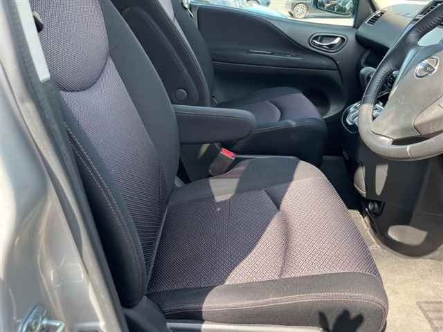 NISSAN SERENA 2011