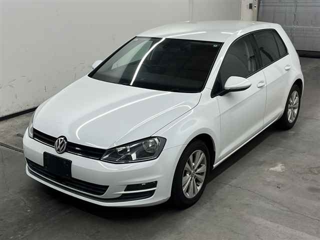 VOLKSWAGEN GOLF 2013