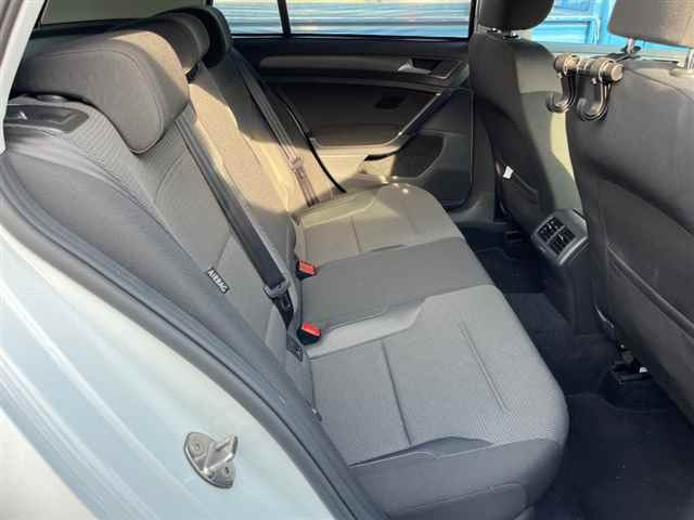 VOLKSWAGEN GOLF 2013