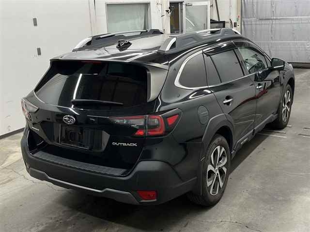 SUBARU LEGACY OUTBACK 2022