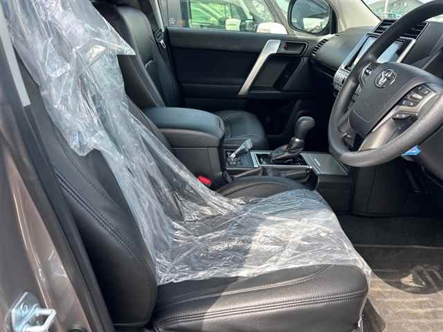 TOYOTA LAND CRUISER PRADO 2021