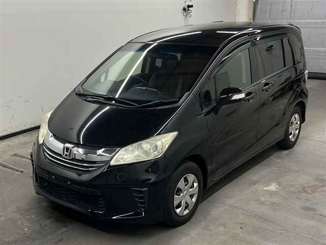 HONDA FREED 2016