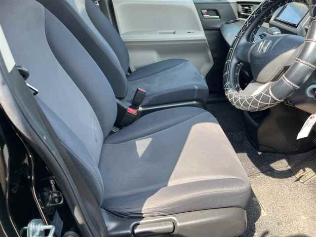 HONDA FREED 2010