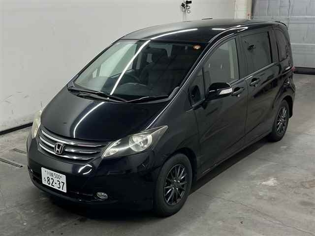 HONDA FREED 2010