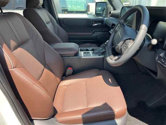 TOYOTA LAND CRUISER 2024