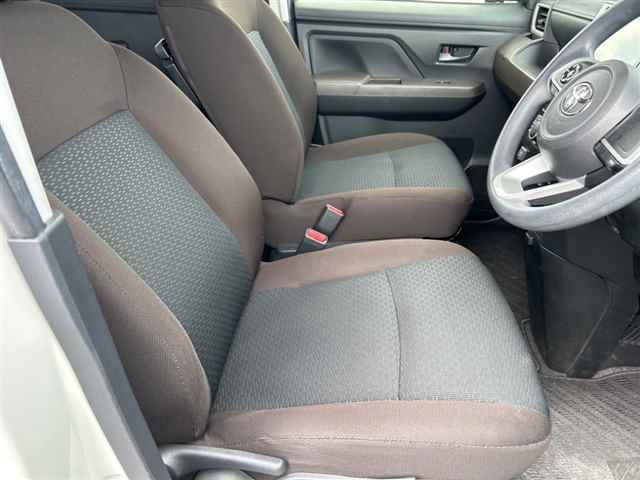TOYOTA ROOMY 2020