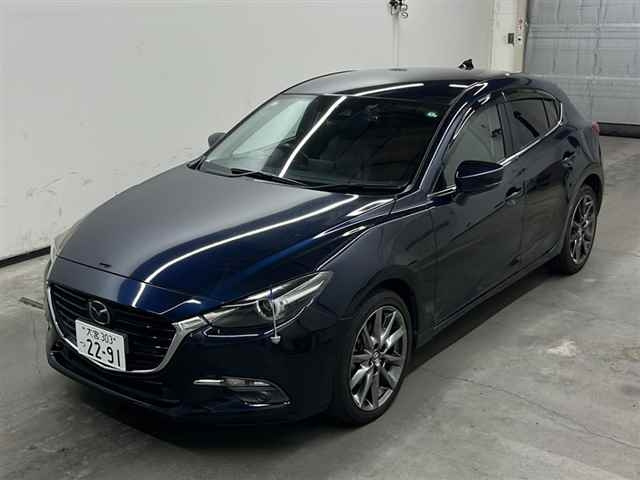 MAZDA AXELA 2017