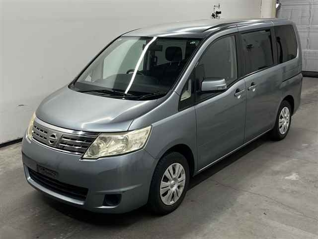 NISSAN SERENA 2010
