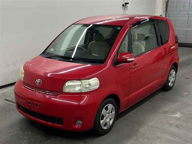 TOYOTA PORTE 2011