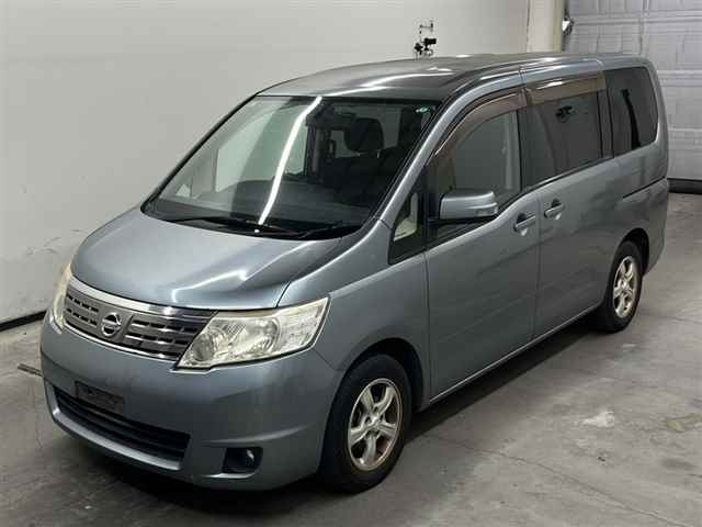 NISSAN SERENA 2010