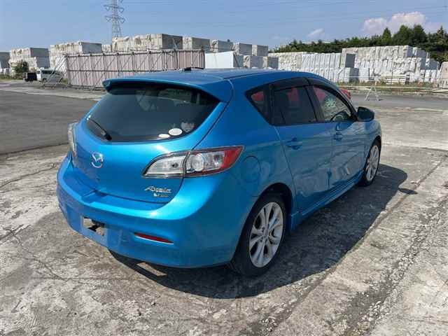 MAZDA AXELA 2009