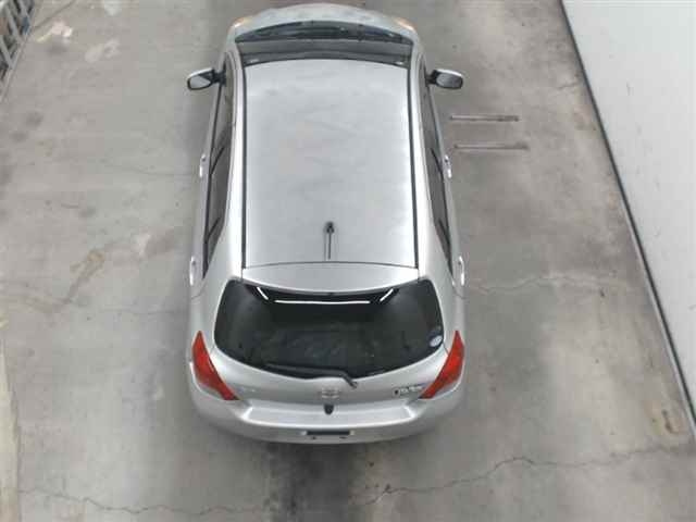 TOYOTA VITZ 2010