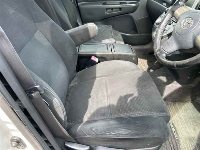 TOYOTA WISH 2008