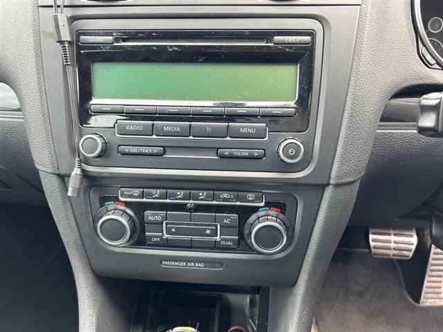 VOLKSWAGEN GOLF 2010