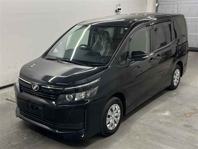 TOYOTA VOXY 2016