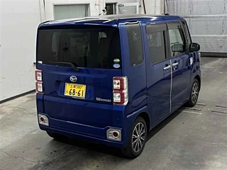 DAIHATSU WAKE 2017