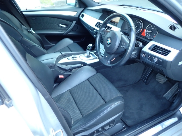 BMW 5 SERIES 2009