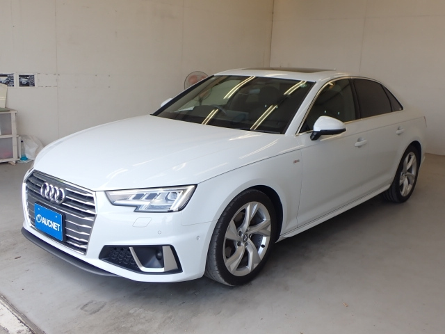 AUDI A4 2019