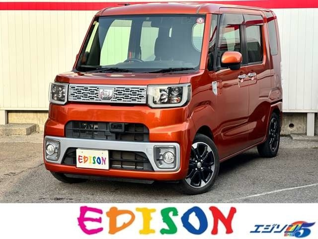 DAIHATSU WAKE 2014
