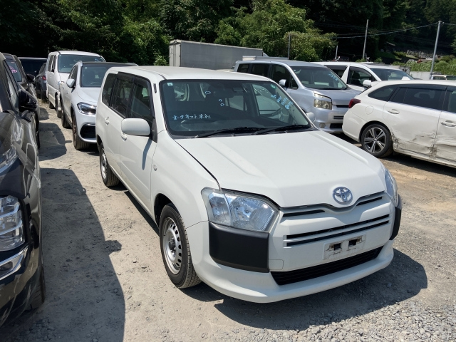 TOYOTA SUCCEED 2018