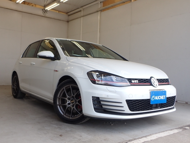 VOLKSWAGEN GOLF 2014