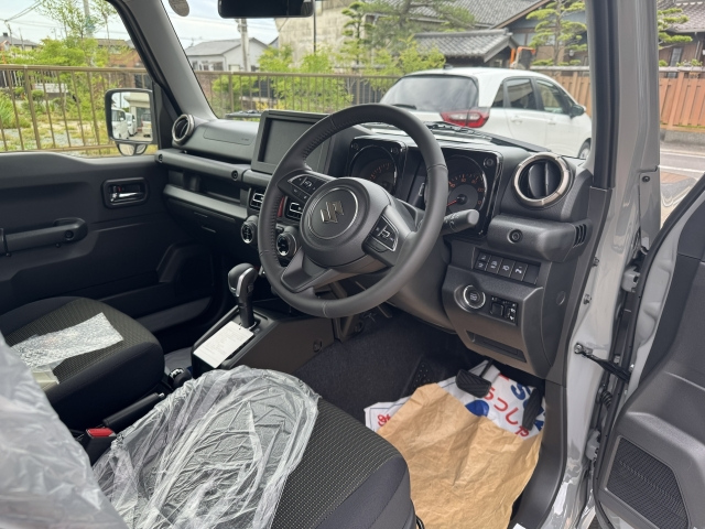 SUZUKI JIMNY 2025