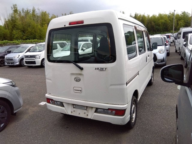 DAIHATSU HIJET VAN 2019