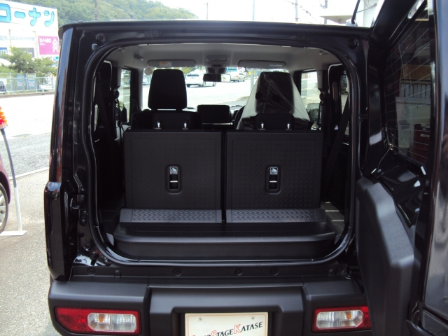 SUZUKI JIMNY 2025