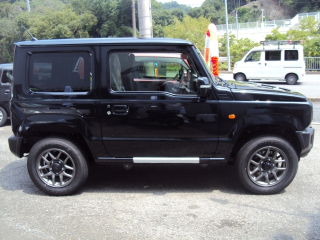 SUZUKI JIMNY 2025