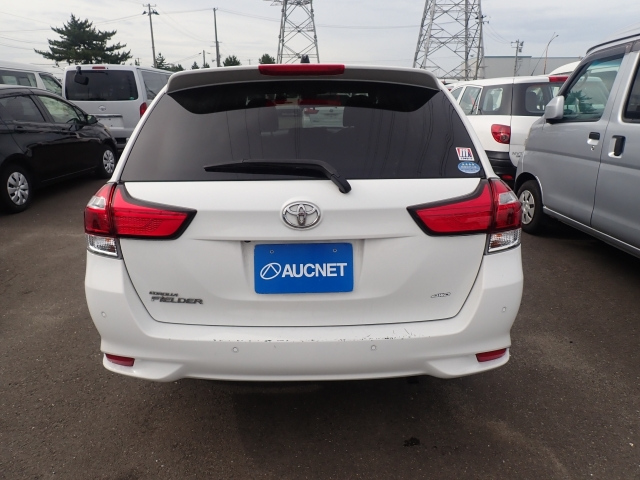 TOYOTA COROLLA FIELDER 2020
