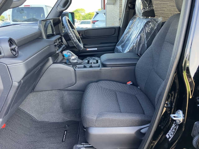 TOYOTA LAND CRUISER 2025
