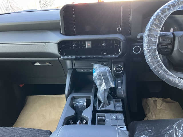 TOYOTA LAND CRUISER 2025
