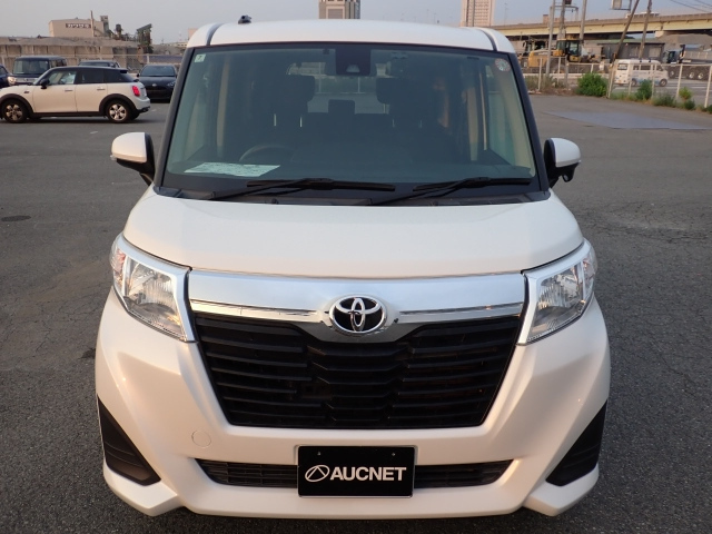 TOYOTA ROOMY 2018