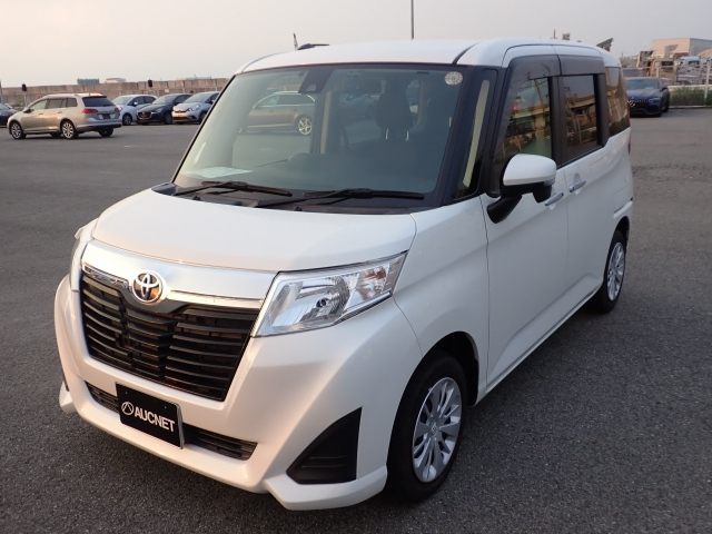 TOYOTA ROOMY 2018