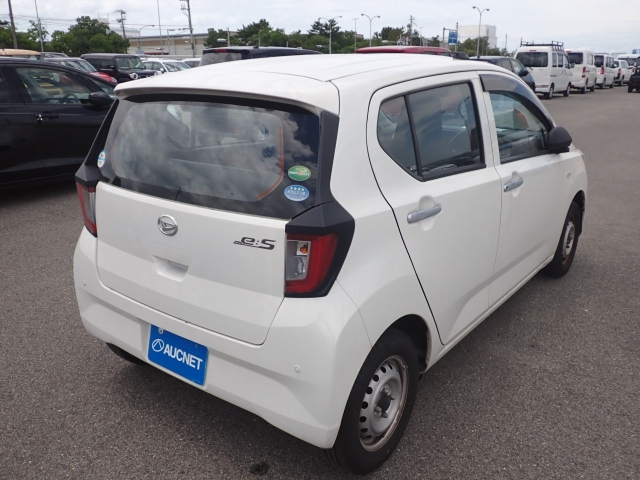 DAIHATSU MIRA E S 2020