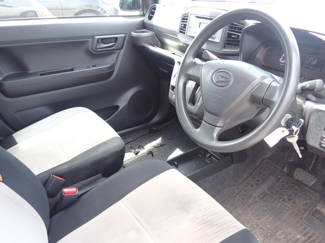 DAIHATSU MIRA E S 2020