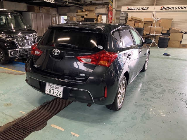 TOYOTA AURIS 2012
