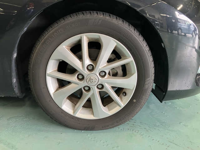 TOYOTA AURIS 2012