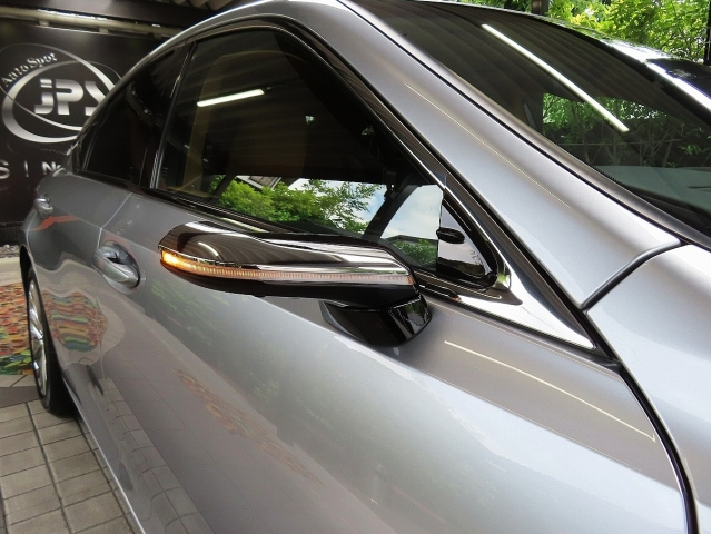 LEXUS ES 2023