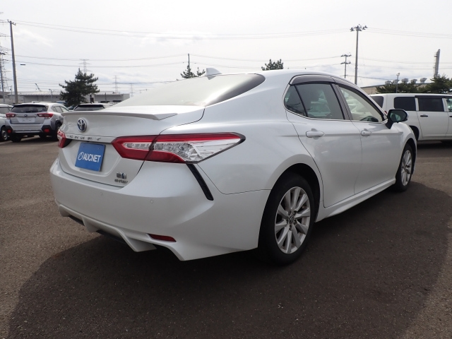 TOYOTA CAMRY 2020